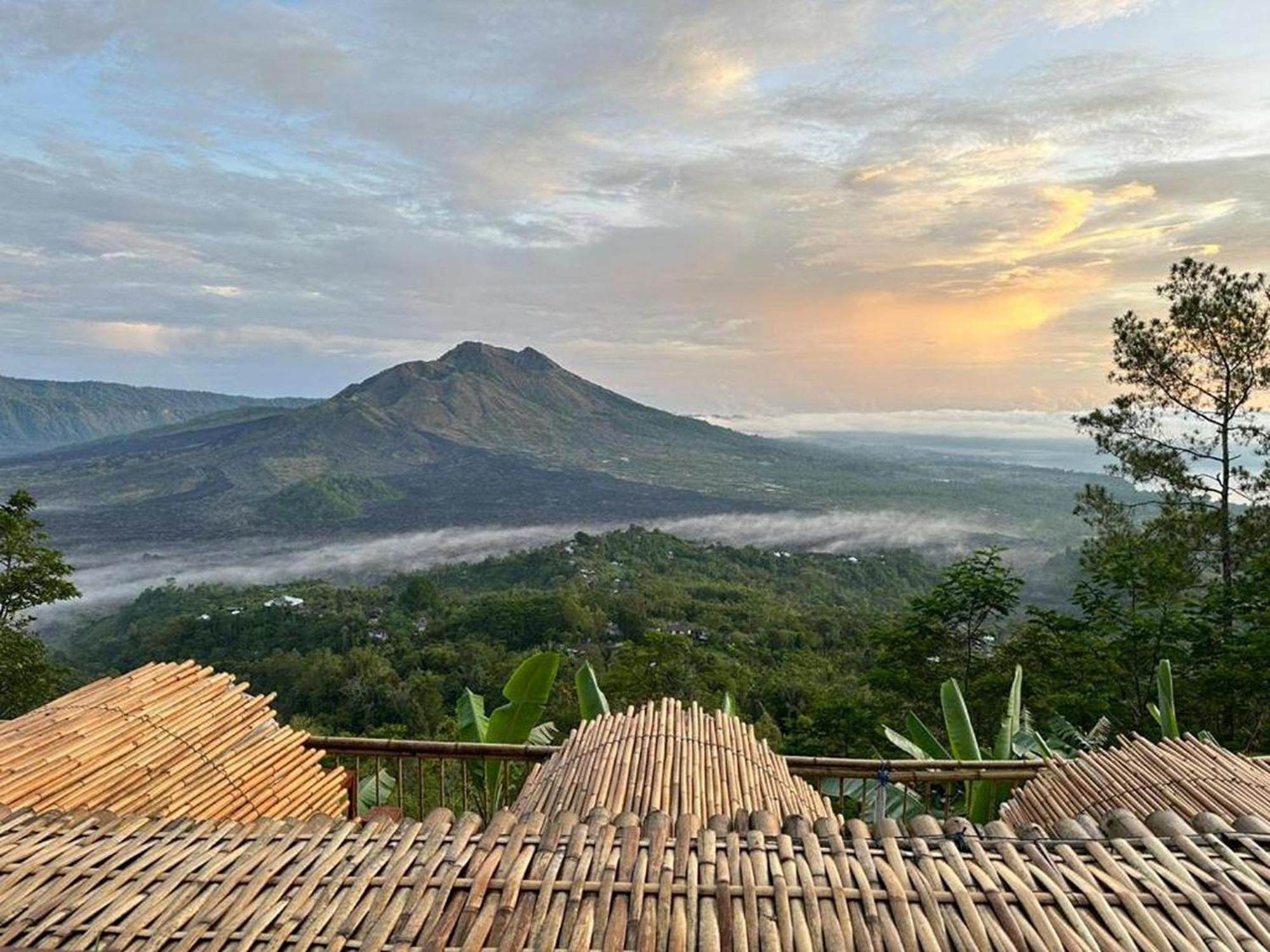 ホテル The Panorama Batur Camp Kintamani エクステリア 写真